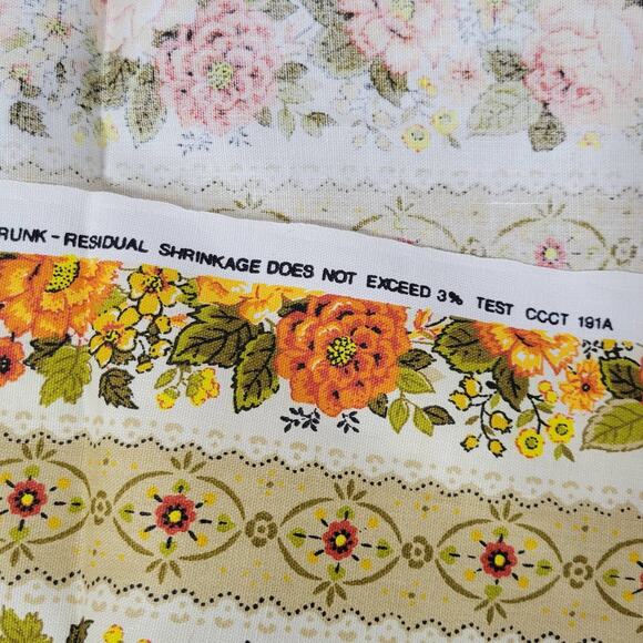 Vintage 70s House 'N Home Fabric & Draperies, Inc. - 2 Pieces - Picture 10 of 10